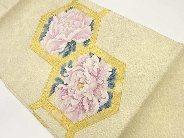 蜀江文に牡丹模様織出し名古屋帯